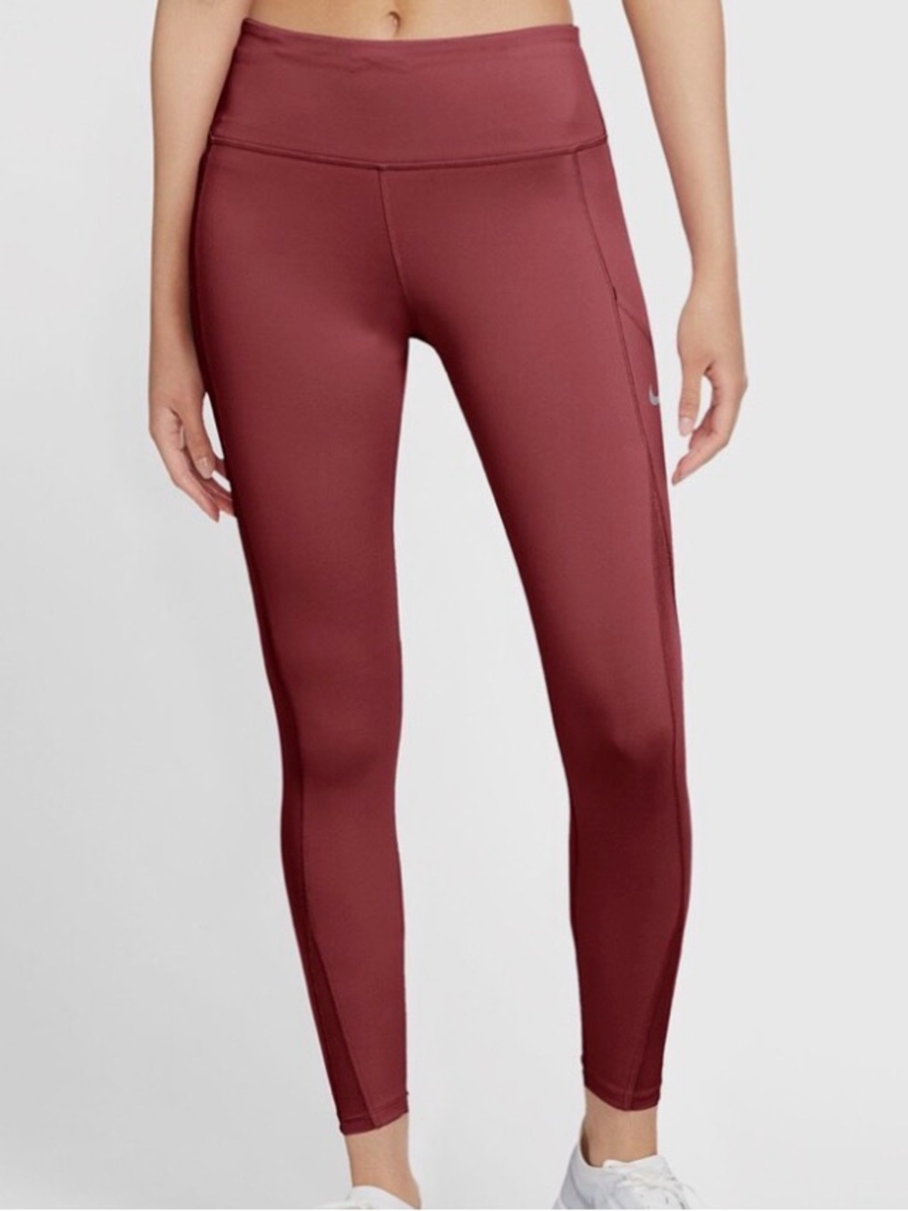 Nike High-Waist Performance Leggings - Burgundy